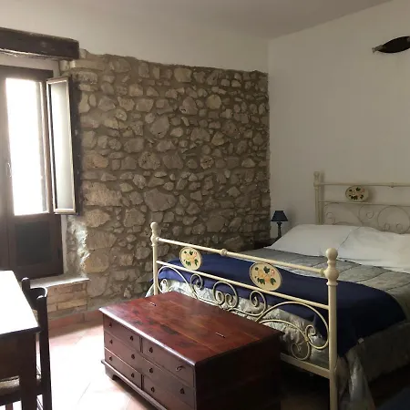 Il Minotauro A 5 Minuti Da Popoli