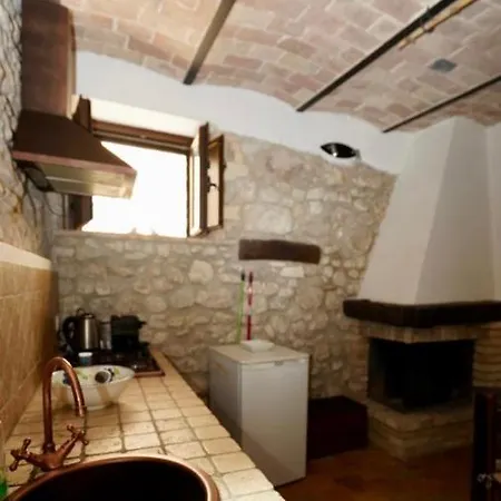 Oda ve Kahvaltı Il Minotauro A 5 Minuti Da Popoli *